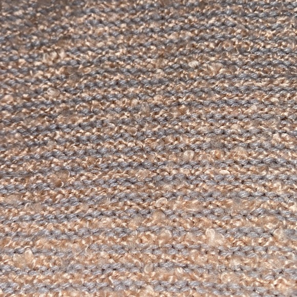 LOFT Cream and Grey Knit Crewneck Sweater Size Small - Picture 4 of 4